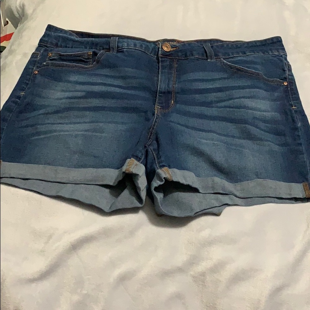 Women’s jean shorts